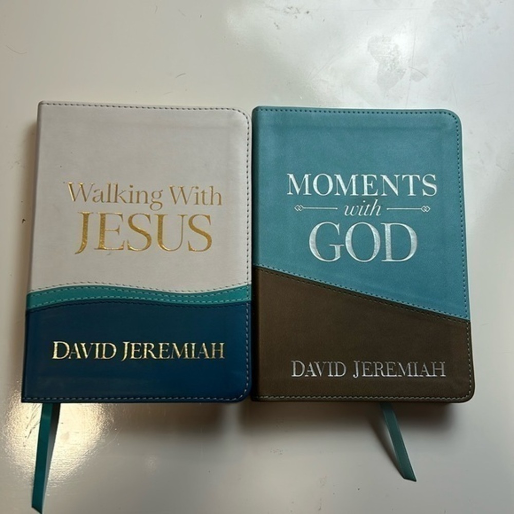 David Jeremiah Moments with God and Walking with Jesus books